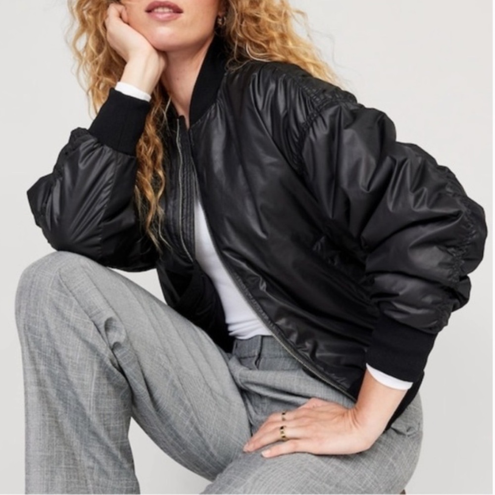 NWT!! Oversized Water-Resistant Bomber Jacket